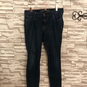 Old Navy Rockstar skinny jeans: size 12R